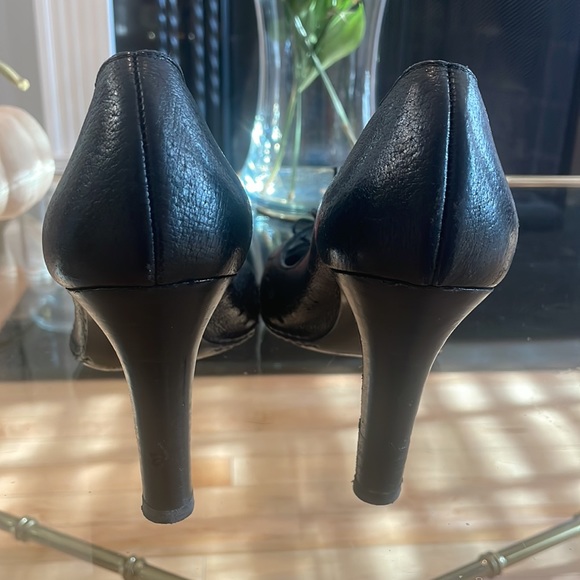 Sigerson Morrison Dark Brown Laser Cut Lace Up Point Toe High Heel Pumps Size 9B - Picture 5 of 9